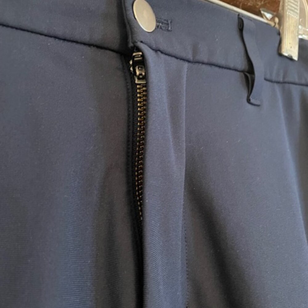 lululemon Commission Pant in Navy Blue, Size 36 - Picture 3 of 7